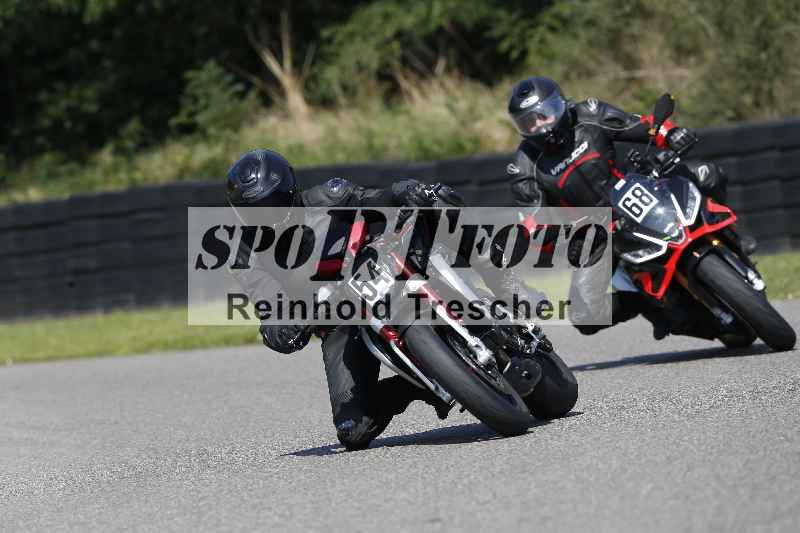 /44 09.08.2025 Plüss Moto Sport ADR/Einsteiger/54